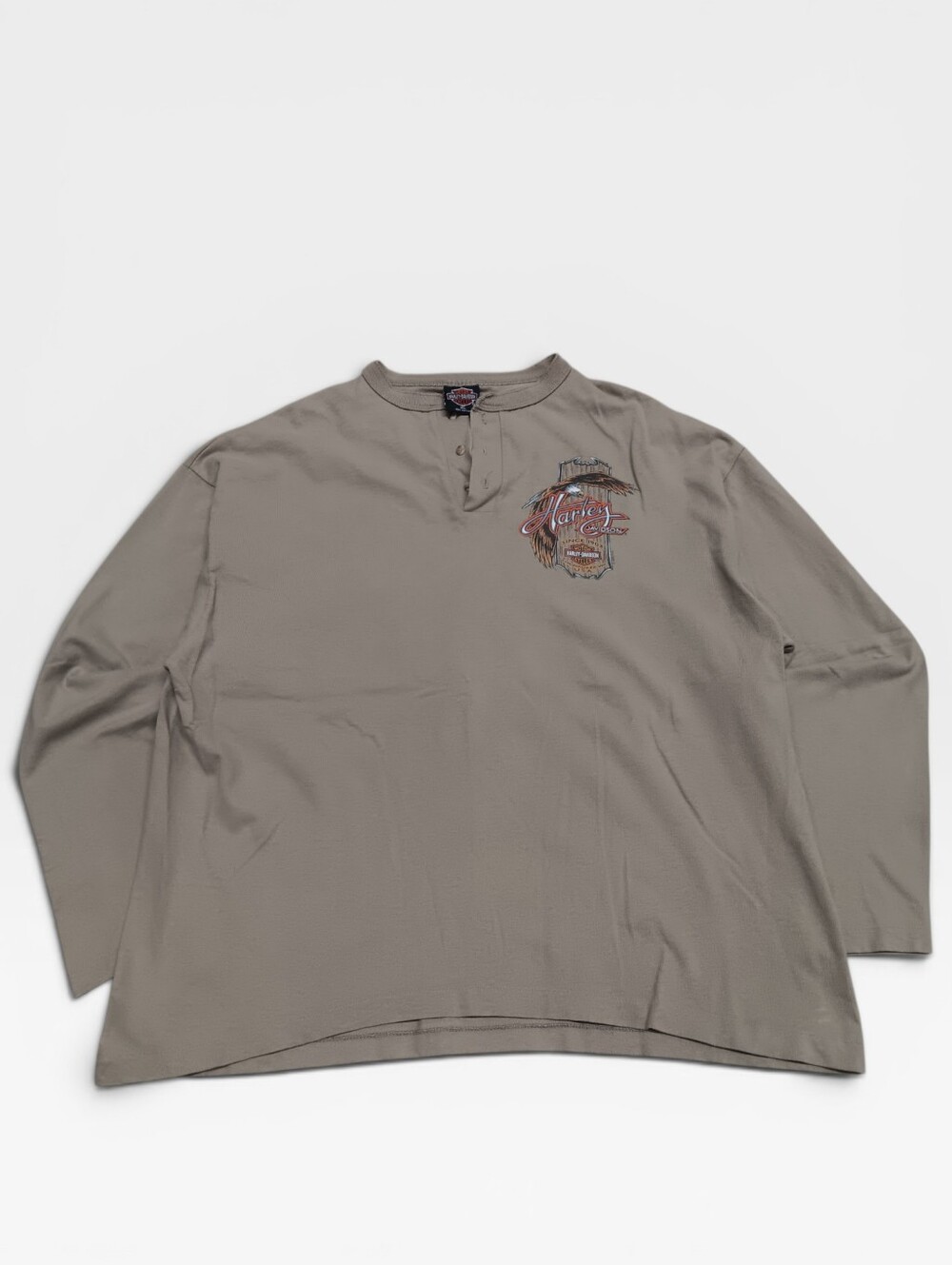 1998 Harley-Davidson Taupe Long Sleeve Henley Mischler's Beaver Dam WI. Size XL
